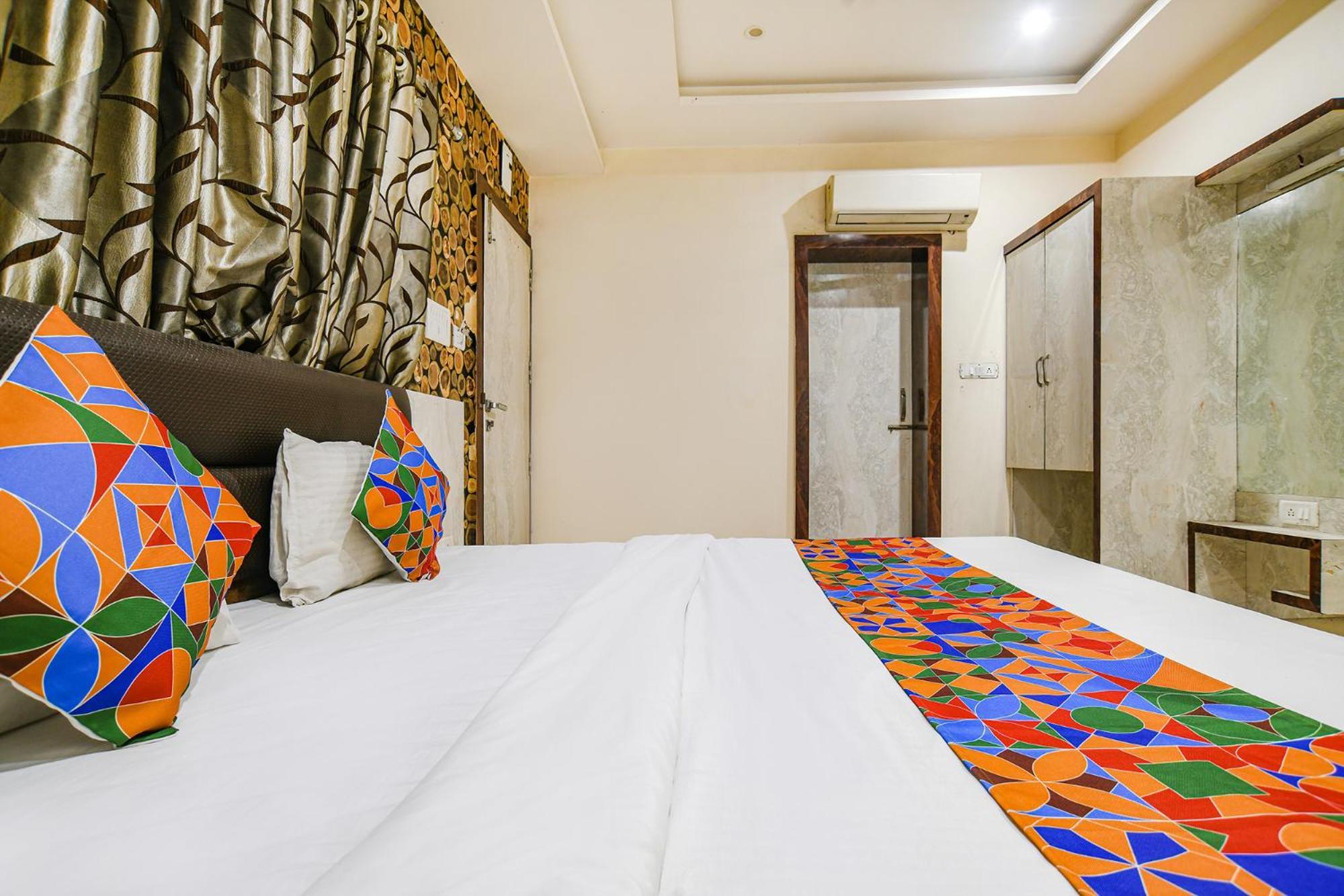 Fabhotel Shivam Palace- Near Mahakal Mandir Удджайн Экстерьер фото