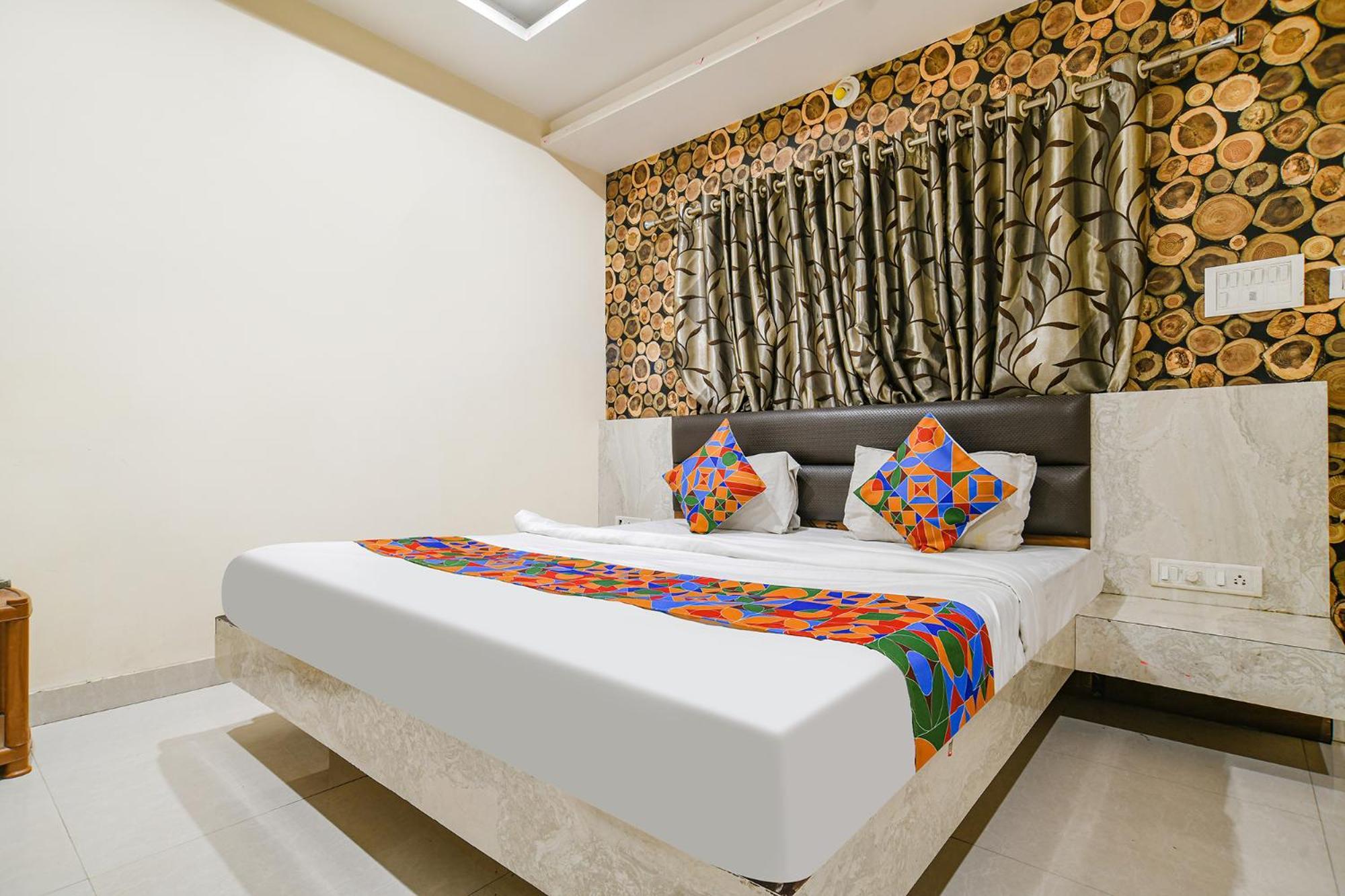 Fabhotel Shivam Palace- Near Mahakal Mandir Удджайн Экстерьер фото