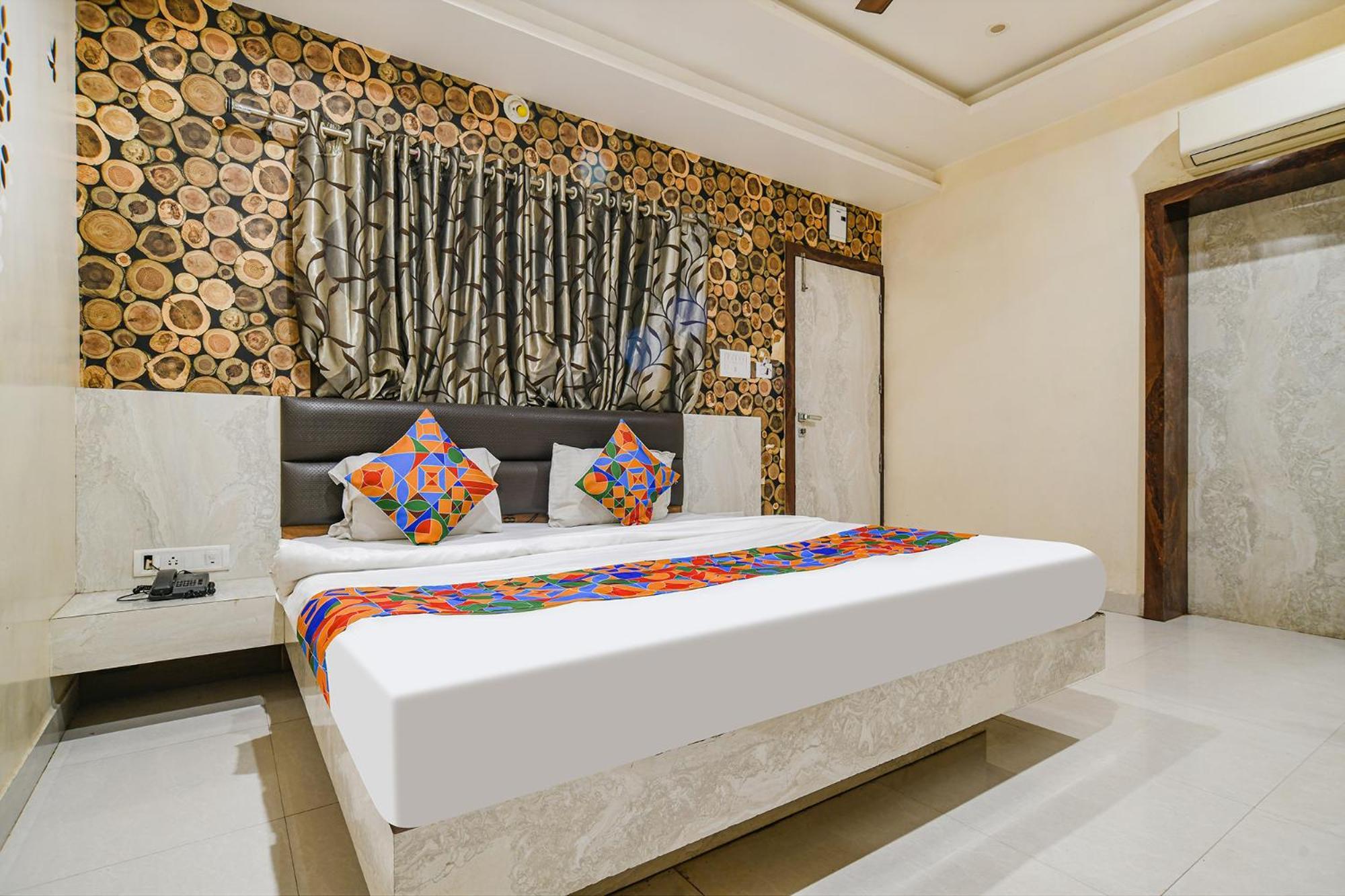 Fabhotel Shivam Palace- Near Mahakal Mandir Удджайн Экстерьер фото