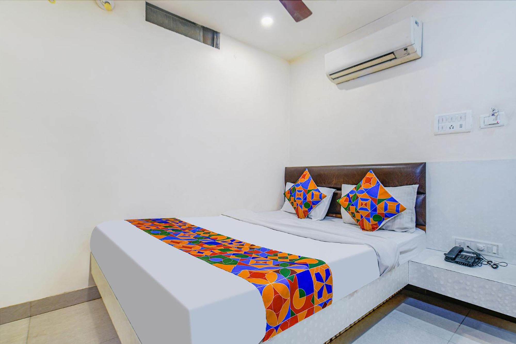 Fabhotel Shivam Palace- Near Mahakal Mandir Удджайн Экстерьер фото